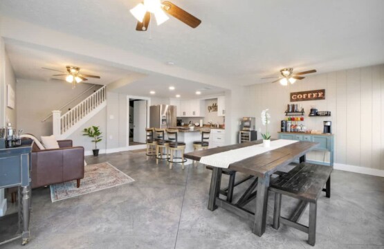 2c96a563 d8f6 4e FWvTr