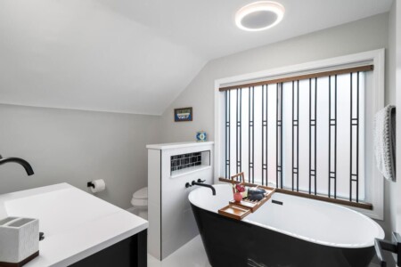 2cbda8fe 2814 46 jgLGp