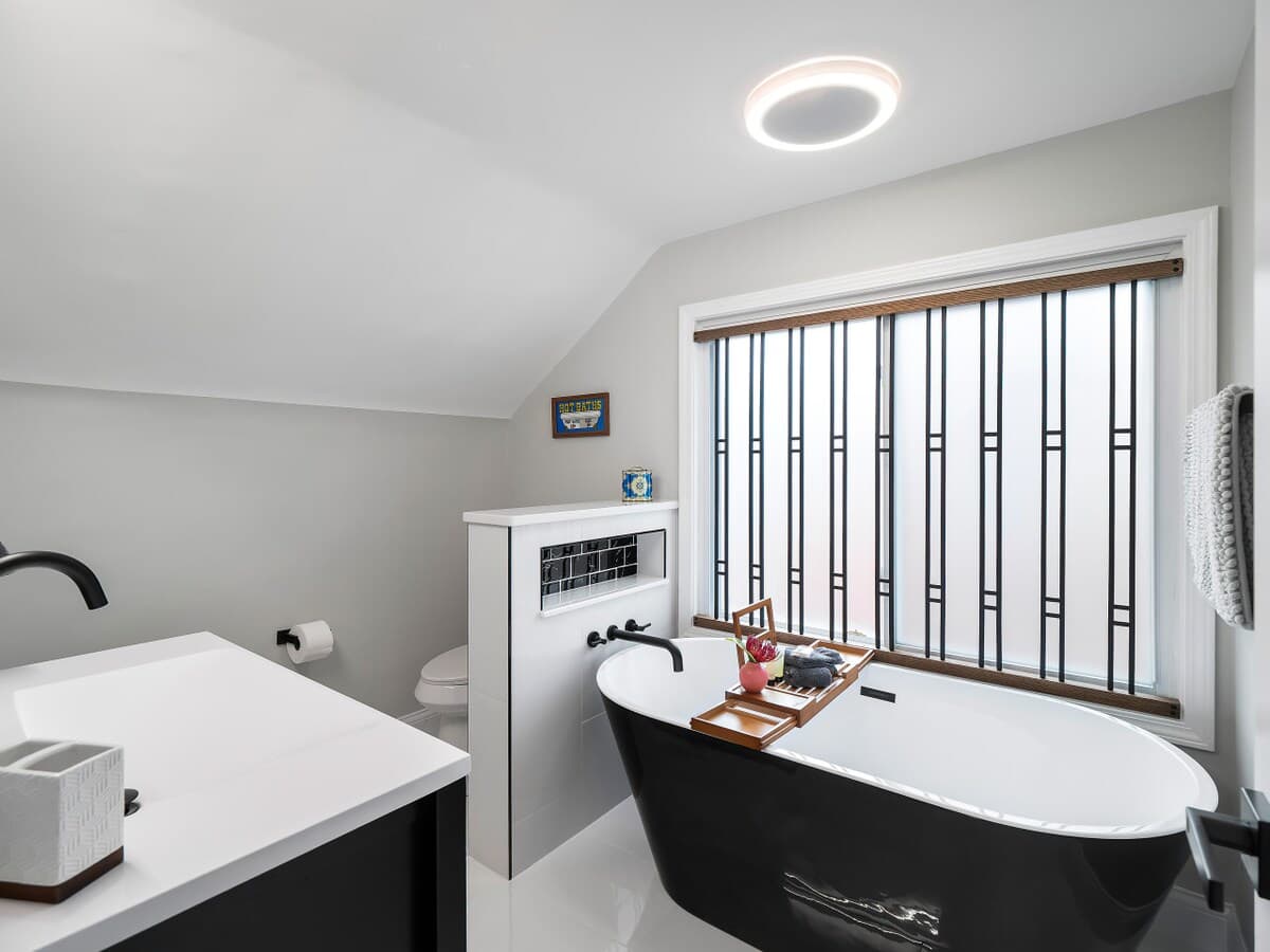 2cbda8fe 2814 46 jgLGp