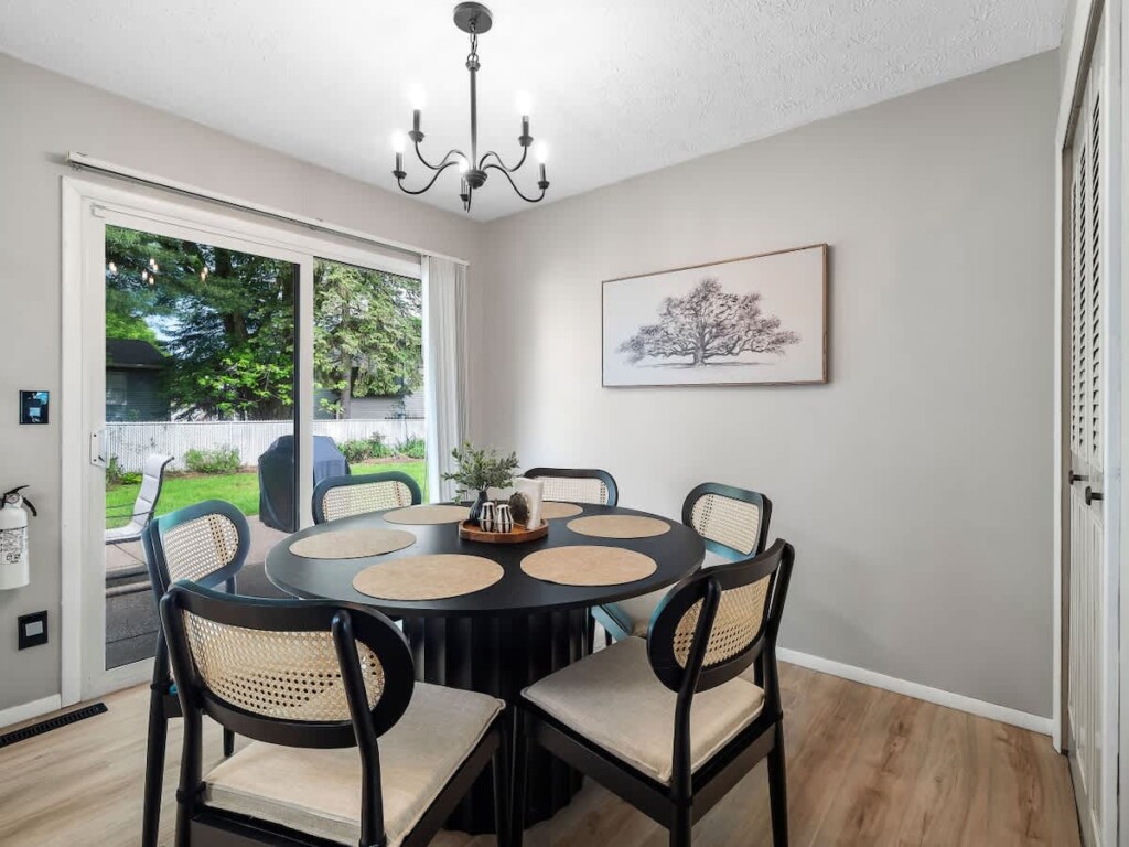 2d2469e6 a8f2 4d yffOf