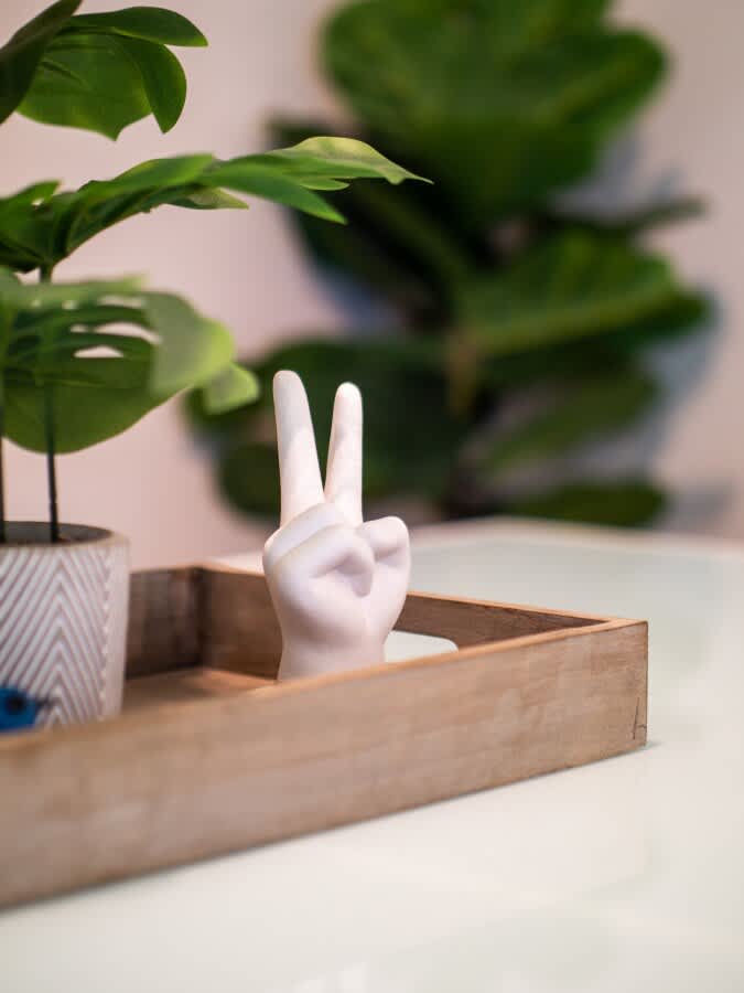 2e1f1b18 f5f0 44 HL6G3