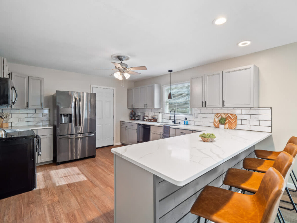 2ea14f89 f020 43 8MY5P