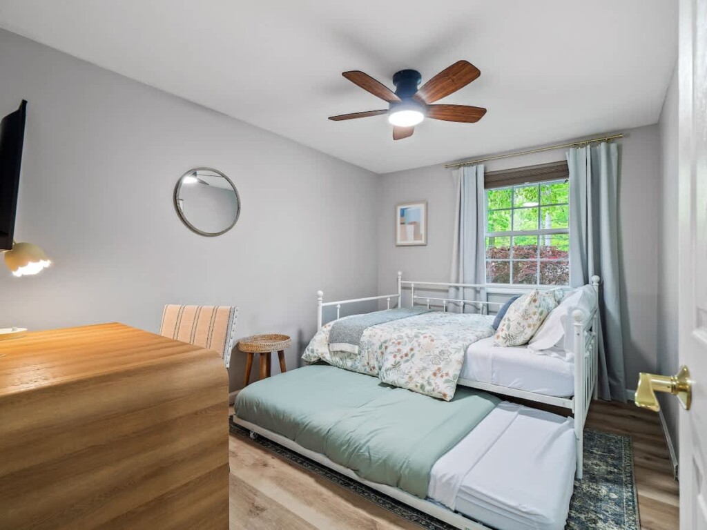 2f404487 f8c6 4a 2SbbD