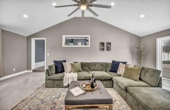 359b9045 5b7e 41 JtR4H 1