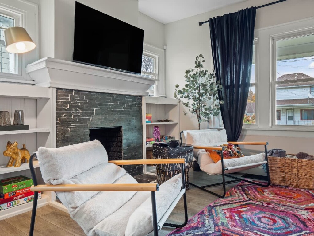 39bc3cab c237 44 xSpFJ