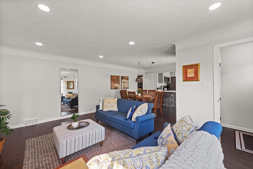 3b5981eb 5bcd 44 GAp7W