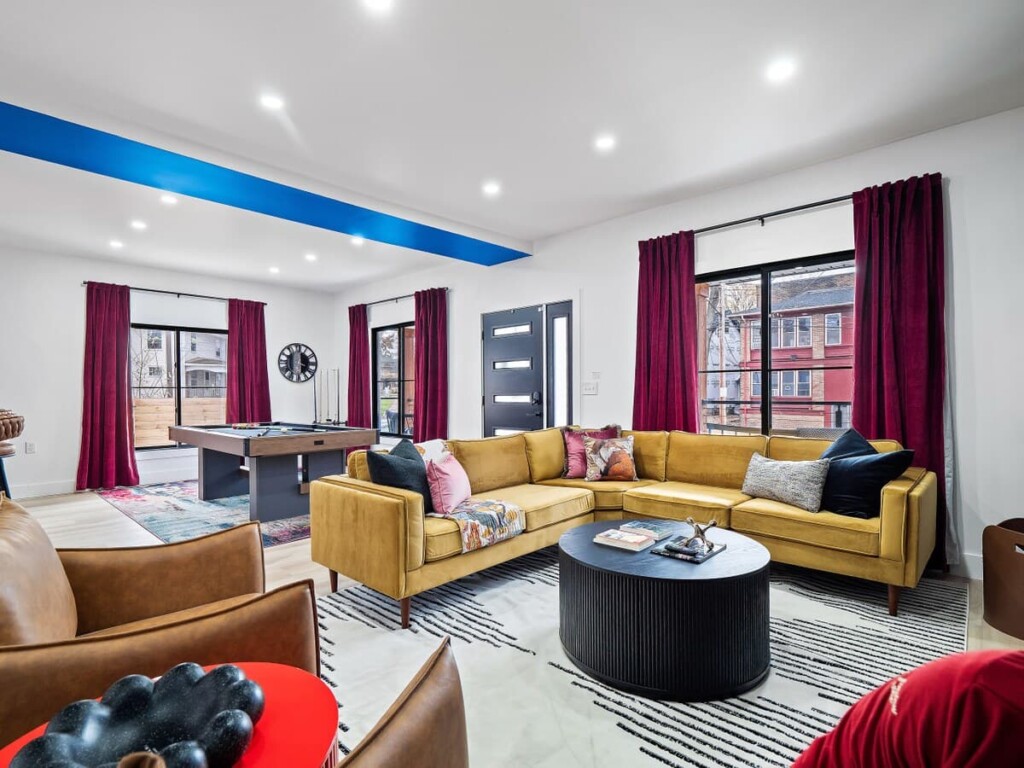 3b871490 6a4e 47 kZqcT