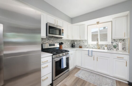 3bf34d91 1ee8 46 u gLr