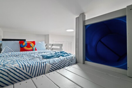 3c469835 094f 4a s IY