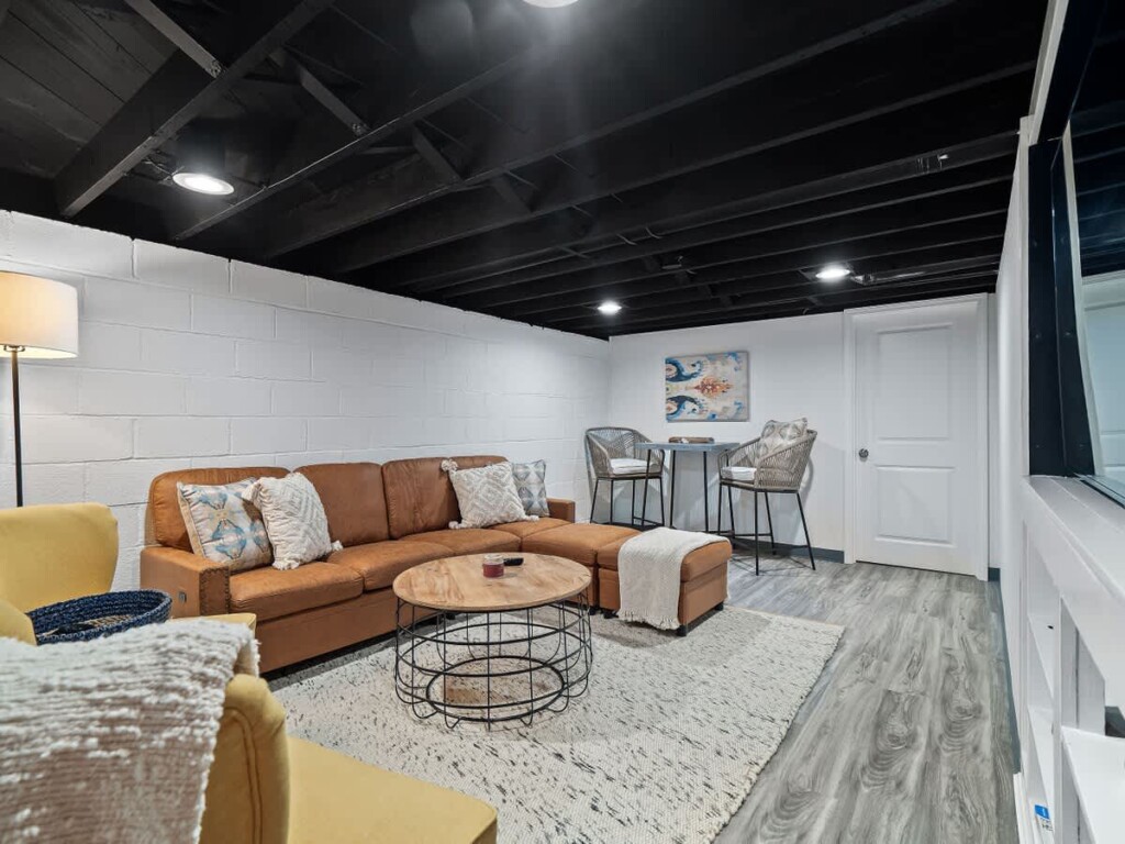 3c7cf793 b699 4a yBttl