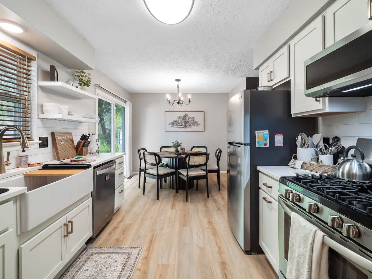 4208a555 3554 48 GWDl2