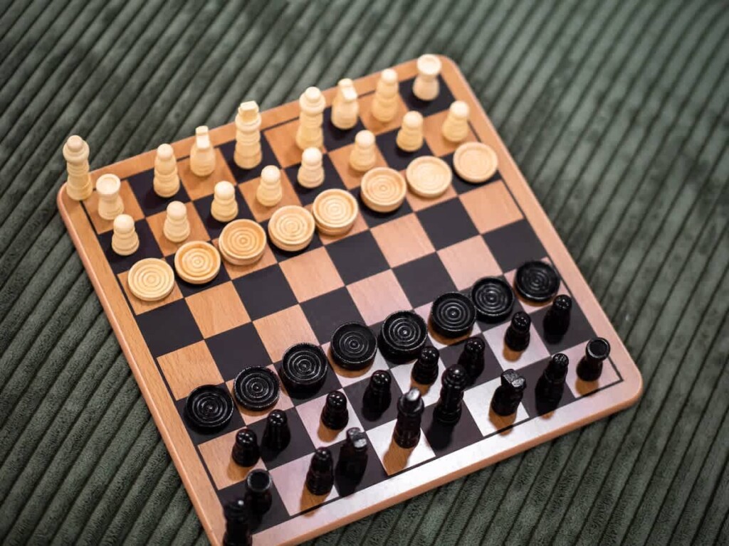 439978f5 da16 47 xx5IC