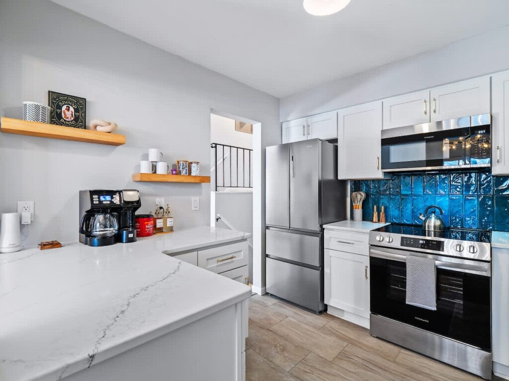 4c2c2724 2bfa 4b mB1w1