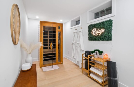 4cad844f 9a15 4d epwEm