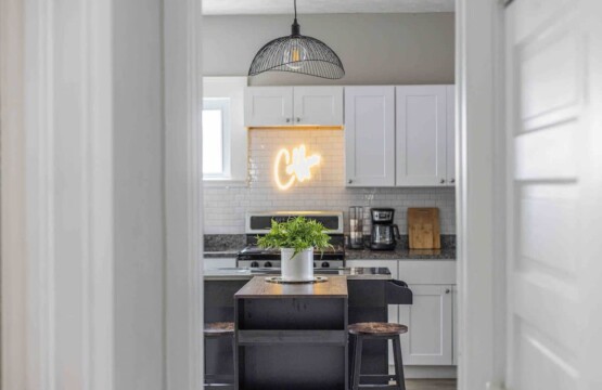 4e1b04b9 e1f0 46 1UXIk