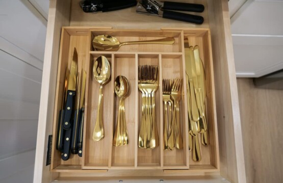 4f0c3476 f901 41 4c7v