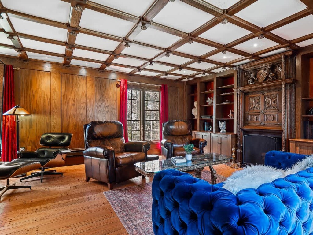 51404b3f ade7 4d IUaJj