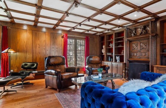 51404b3f ade7 4d IUaJj