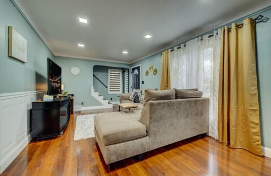 5241b393 fe3f 4b aODyE