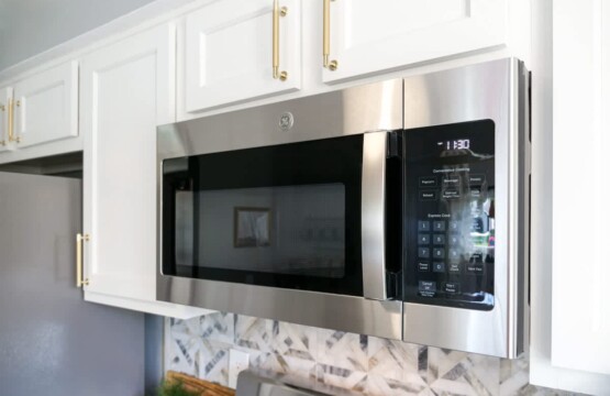 550cb40a 76f6 42 5FRME