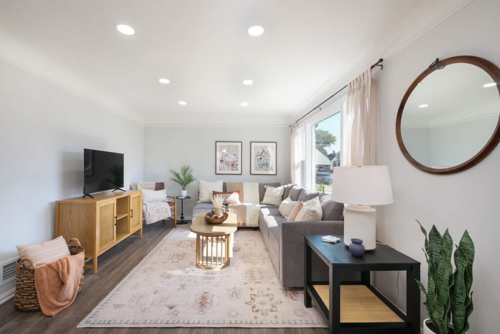 553d994a eb06 4c iykMM 1