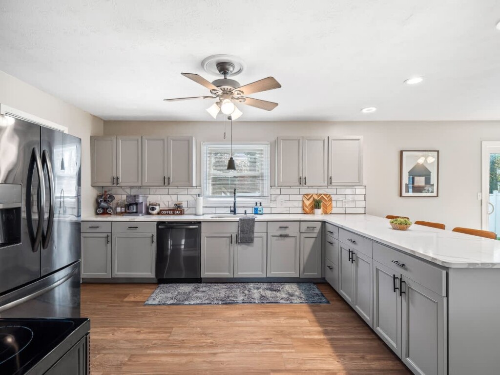 569ffeab d133 4a wDyEP