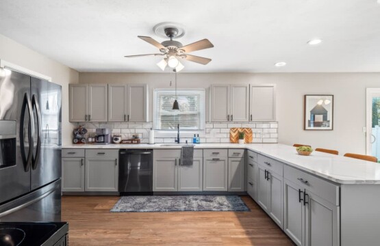 569ffeab d133 4a wDyEP