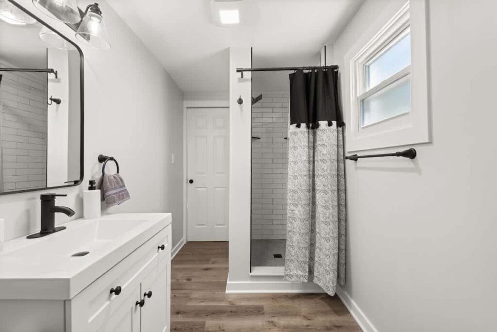 57e38681 58d6 4b XZCiG