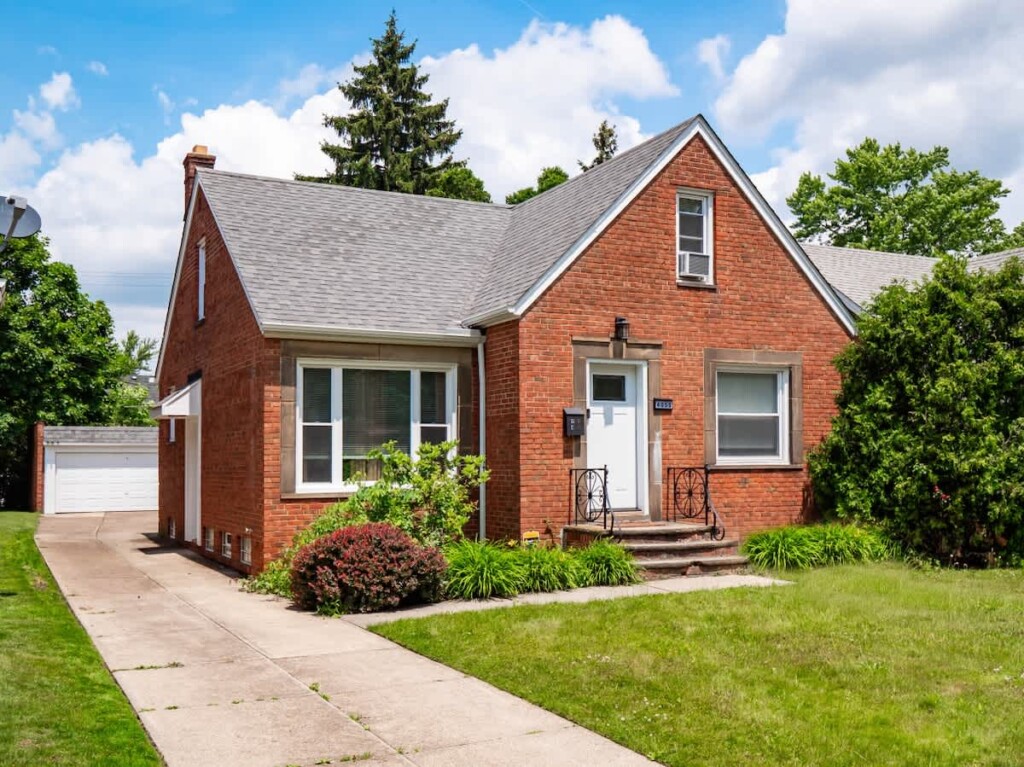 5927b5b1 51c2 4f bBU4H