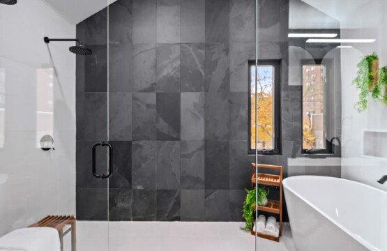 597e264a a4c4 42 Gyas7