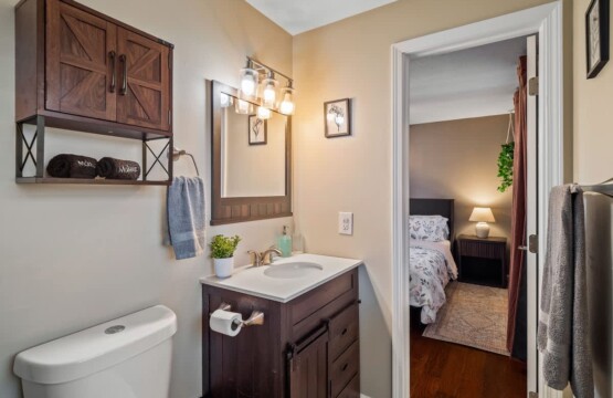 5a557379 56d4 4b jVisI