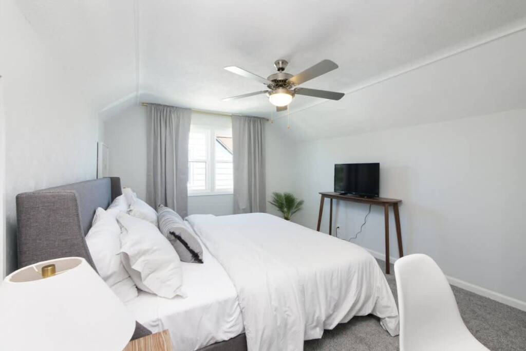 5b7476f5 cd2c 41 Qv4Fo