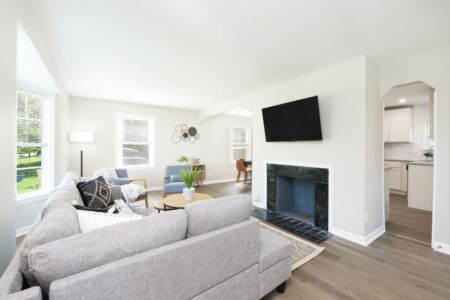 5ddbb004 d799 44 5lHs1