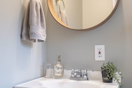 5f2acb95 8475 4f XngBK