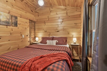 5f5e125a 8d6a 47 qmIJ4