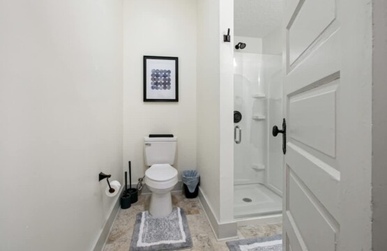 6110189b a369 4b 3yHHV 1