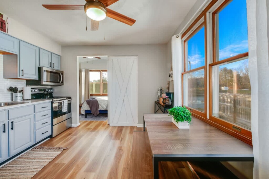 61864de7 ed04 4e D9Fmq