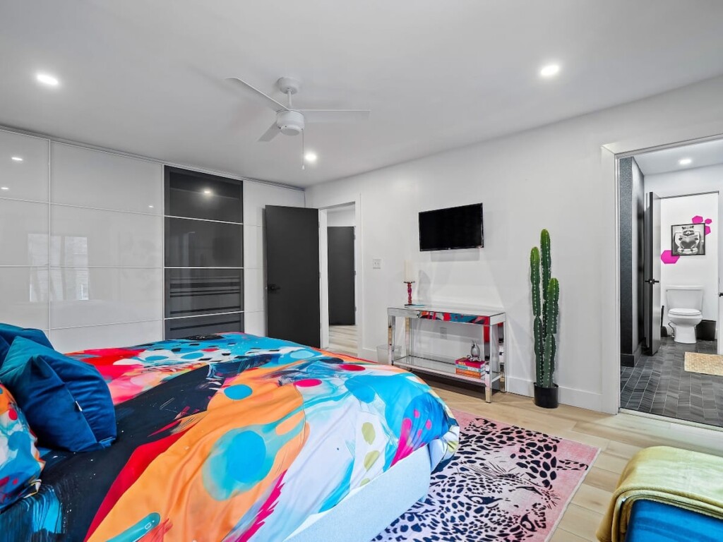 61c5ca21 32f3 4c RCF0m