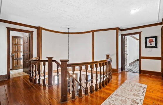 61e99acf 9424 48 Dwcyn