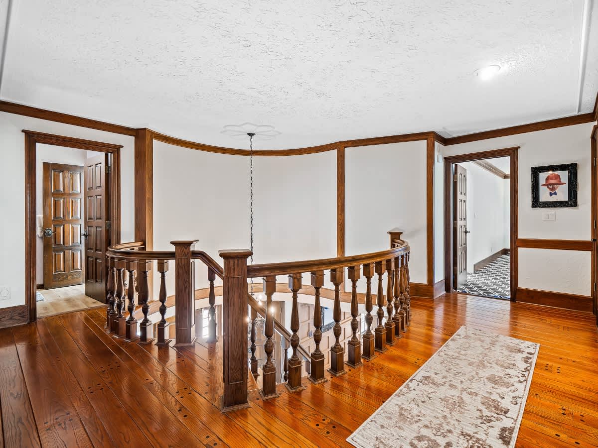 61e99acf 9424 48 Dwcyn