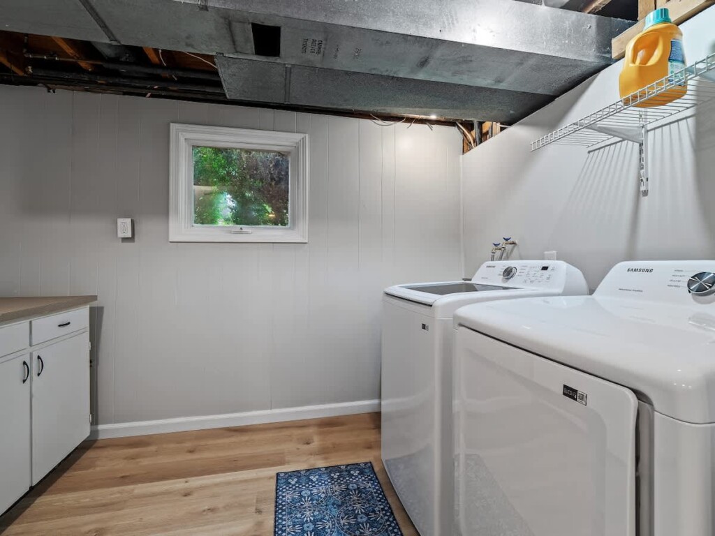 62d68705 2a49 41 c8TMj