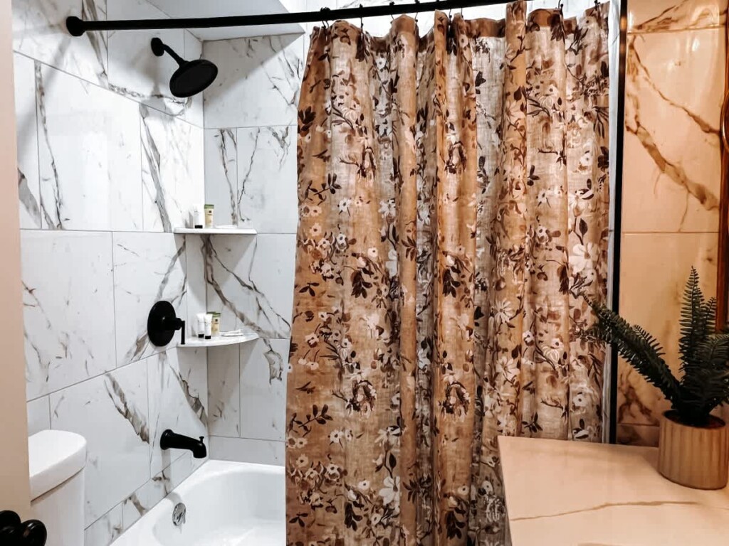 64590353 1276 4c BvwGh