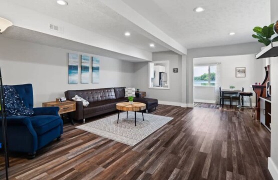 67bd9940 594c 4c EMjsR