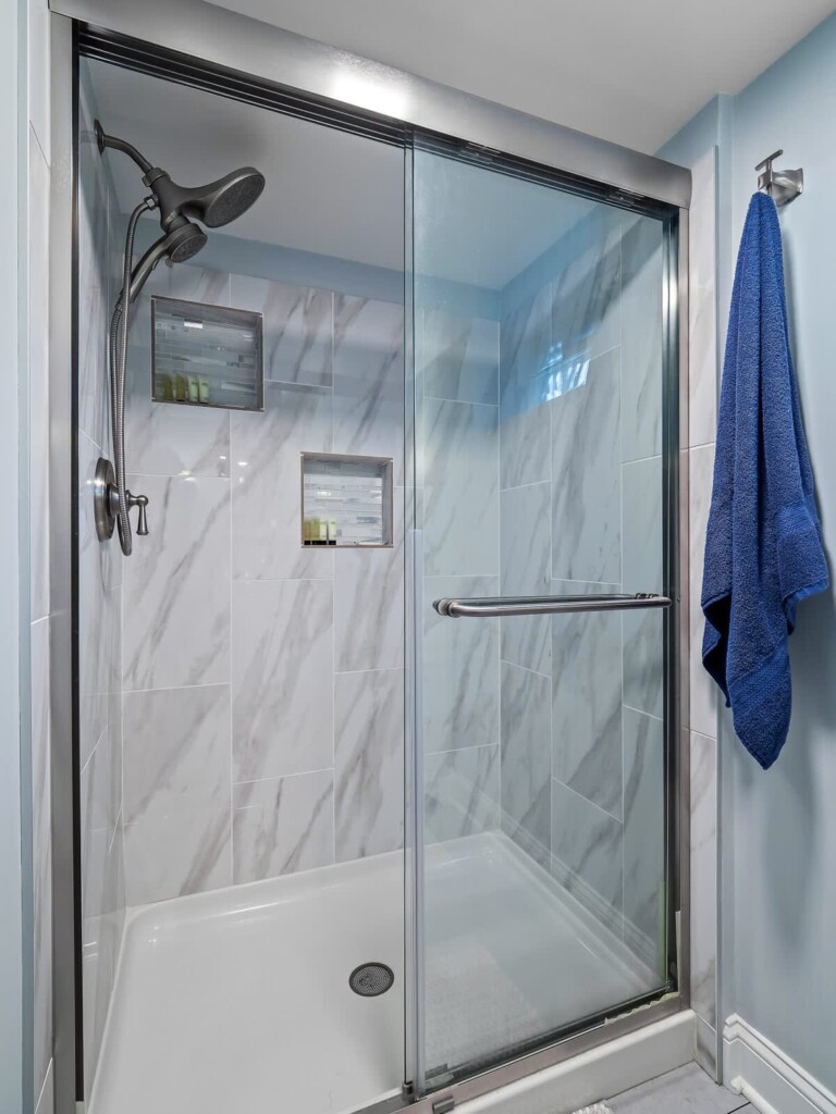 6a0b7af9 fa41 4b taR2k