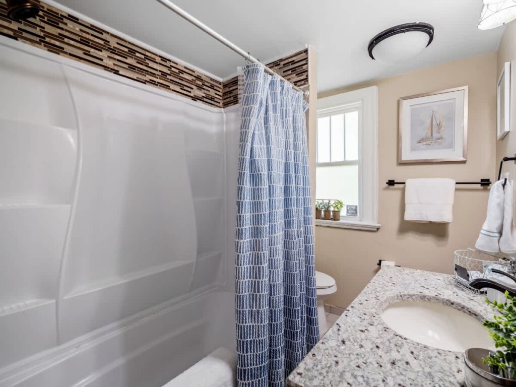 6bef9008 f468 4c K3h00