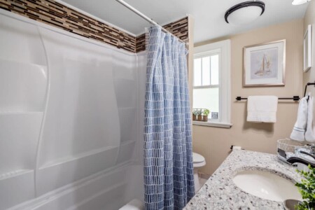 6bef9008 f468 4c K3h00