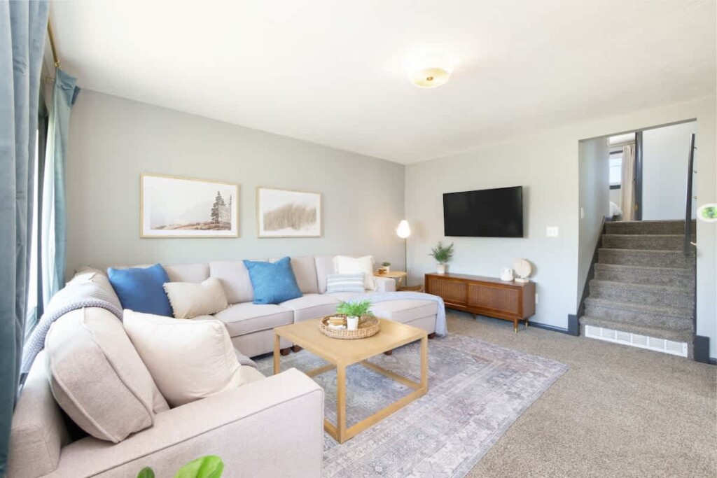 6d8e33c7 4dda 4f 9ij6v