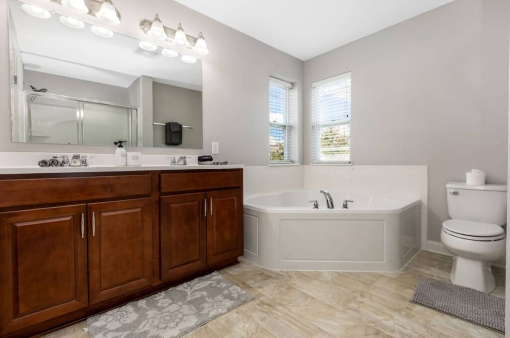 7181ca24 3083 4d yN1om