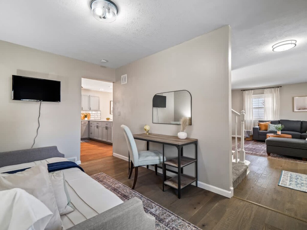 728f9f0b a20e 48 e3UXe