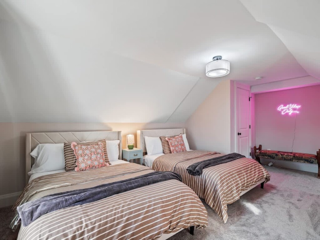 72da1414 9d60 49 jKFsi